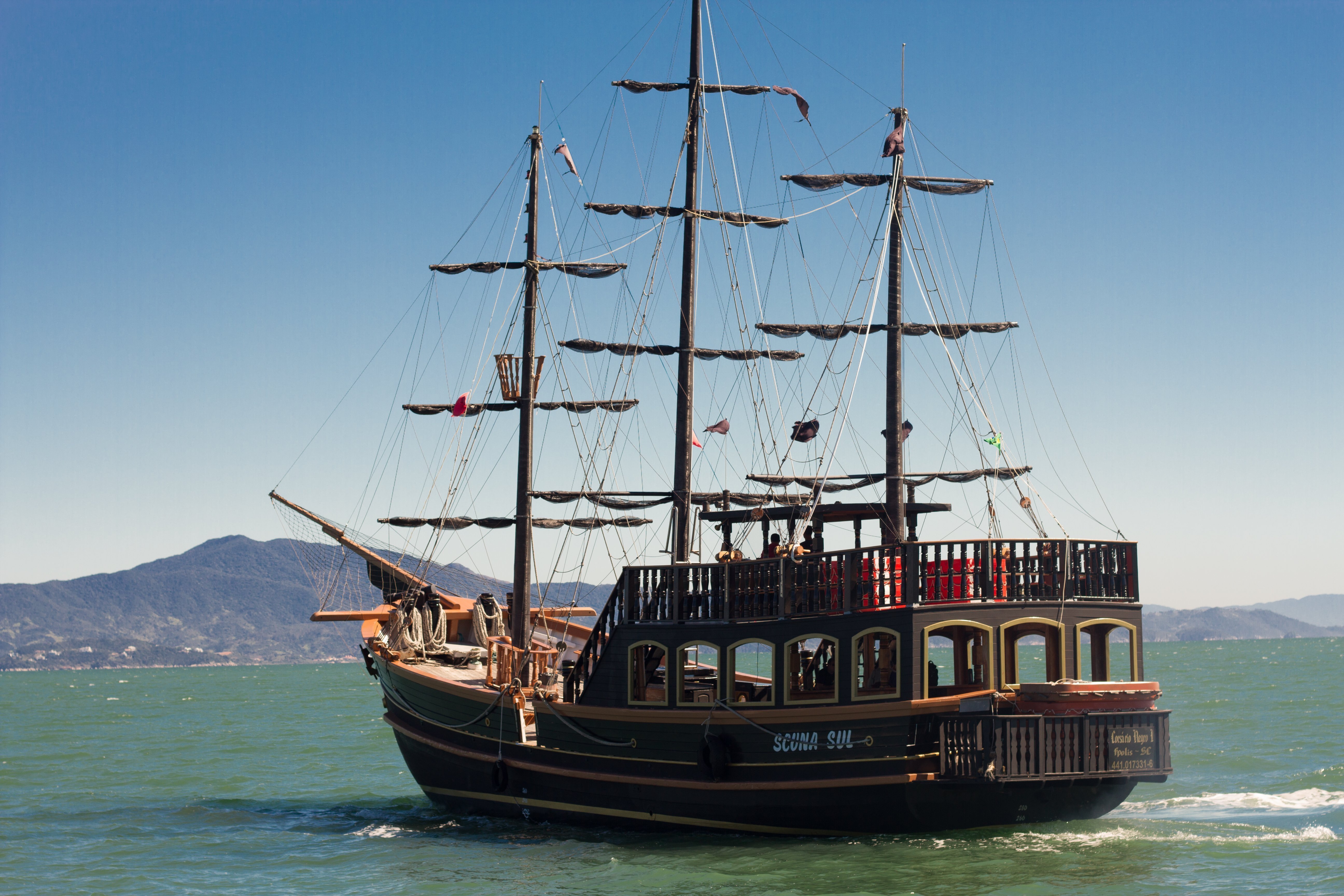 BARCO PIRATA 02 HORAS POCKET